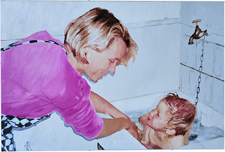 eine Mutter badet ihr Kind von Gabriele Waller